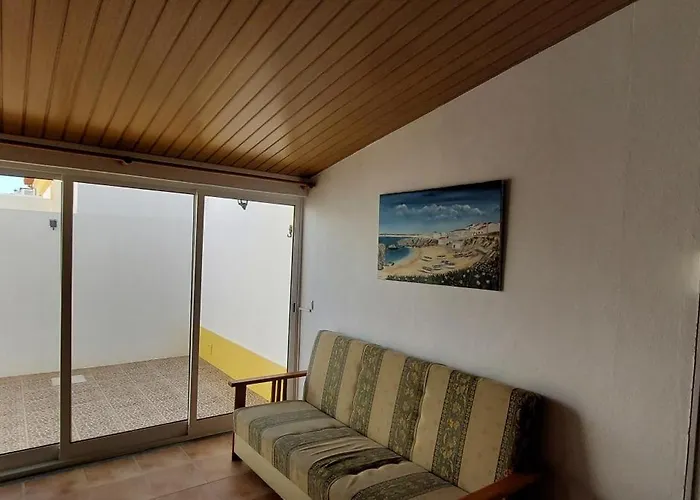 Casa Penedo Do Forno בליאל